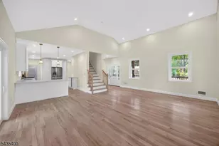 35 Stanhope Rd, Sparta Township, NJ 07871 - Photo 4