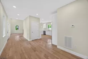 35 Stanhope Rd, Sparta Township, NJ 07871 - Photo 28