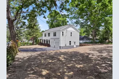 35 Stanhope Rd, Sparta Township, NJ 07871 - Photo 12