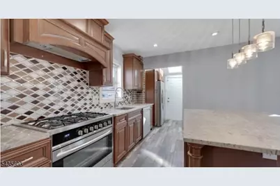 51 Cedar St, Nutley, NJ 07110 - Photo 8