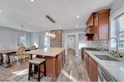 51 Cedar St, Nutley, NJ 07110 - Photo 2