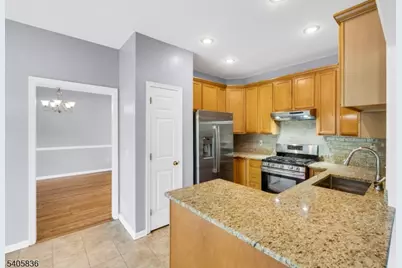 6 Young, Bridgewater, NJ 08807 - Photo 4