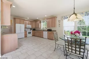 66 Canada Goose Dr, Allamuchy Township, NJ 07840 - Photo 10