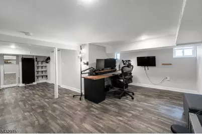 6 Pershing Ct, Ridgefield, NJ 07660 - Photo 14