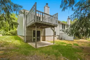 21 Quail Ct, Hardyston Township, NJ 07419 - Photo 20