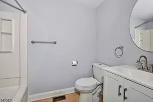 21 Quail Ct, Hardyston Township, NJ 07419 - Photo 12
