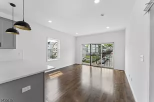 910 Bergen St, Newark, NJ 07112 - Photo 2