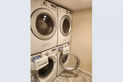 333 Florence Ave, Hawthorne, NJ 07506 - Photo 16