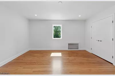 333 Florence Ave, Hawthorne, NJ 07506 - Photo 8