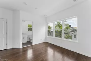910 Bergen St, Newark, NJ 07112 - Photo 8