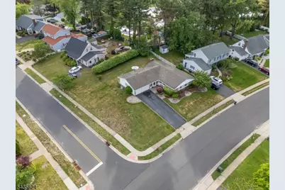 117 Idolstone Ln, Aberdeen Township, NJ 07747 - Photo 30