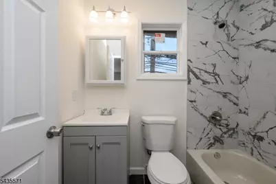 287 Orange St Apt 2, Newark, NJ 07103 - Photo 24