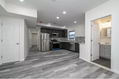 287 Orange St Apt 2, Newark, NJ 07103 - Photo 4
