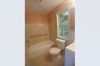 21 Holland St #21, Newark, NJ 07103 - Photo 24