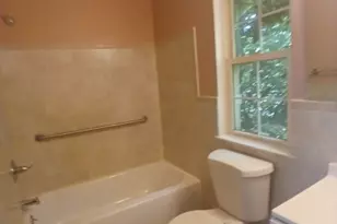 21 Holland St, Newark, NJ 07103 - Photo 24