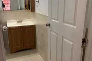 21 Holland St, Newark, NJ 07103 - Photo 6
