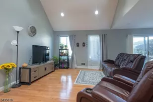 3 Constitution Ct, Montville Township, NJ 07045 - Photo 6