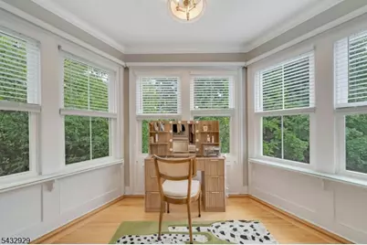 42 Llewellyn Rd, Montclair, NJ 07042 - Photo 32