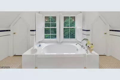 42 Llewellyn Rd, Montclair, NJ 07042 - Photo 46