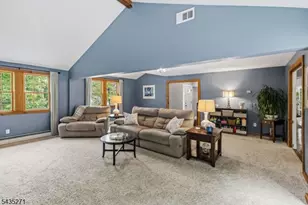 63 Mountainside Dr, Randolph Township, NJ 07869 - Photo 16