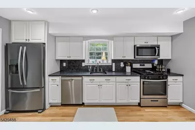 615 Van Liew Ct, Hillsborough Township, NJ 08844 - Photo 20