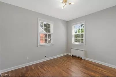 2727 Spruce St, Union Township, NJ 07083 - Photo 6