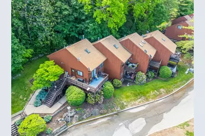 14 Stonehill Dr #6, Vernon, NJ 07462 - Photo 2