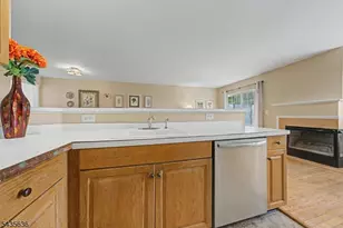 2107 Middlefield Ct, Denville, NJ 07834 - Photo 12