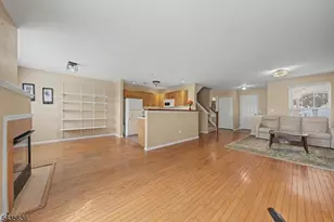 2107 Middlefield Ct, Denville, NJ 07834 - Photo 10