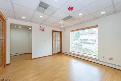548 Franklin Ave, Nutley, NJ 07110 - Photo 4