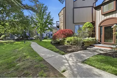 15 Delbarton Ct, Washington Township, NJ 07840 - Photo 4