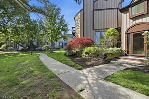 15 Delbarton Ct, Washington Township, NJ 07840 - Photo 4