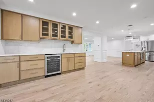 59 Tremont Terrace, Livingston, NJ 07039 - Photo 12