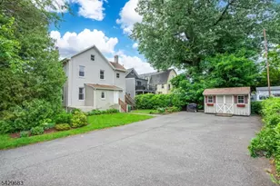 116 Forest St, Montclair Twp., NJ 07042 - Photo 30
