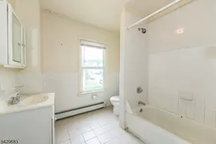 116 Forest St, Montclair Twp., NJ 07042 - Photo 20