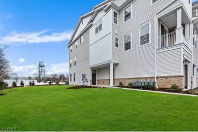 86 Depot Way, Dunellen, NJ 08812 - Photo 26