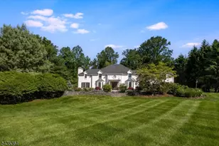 1 Chilton Rd, Chester, NJ 07930 - Photo 2