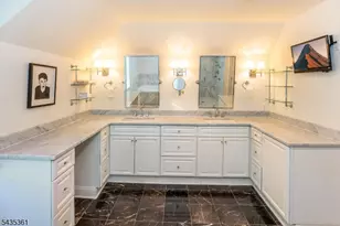 1 Chilton Rd, Chester, NJ 07930 - Photo 32