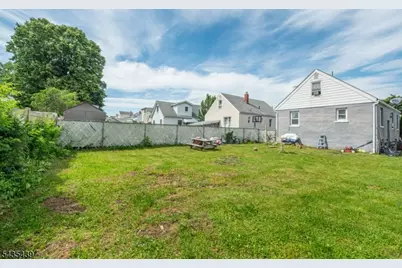 43 Fritz St, Bloomfield, NJ 07003 - Photo 20