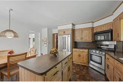 68 Yellow Brick Rd, Wayne, NJ 07470 - Photo 6