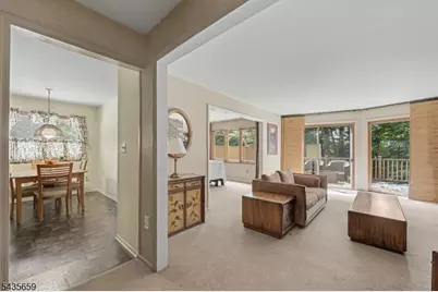 68 Yellow Brick Rd, Wayne, NJ 07470 - Photo 4
