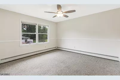 225 Charlotte Ave, South Bound Brook Boro, NJ 08880 - Photo 10