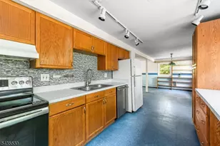 21 Ford Rd, Roxbury Township, NJ 07850 - Photo 12