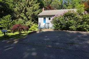 21 Ford Rd, Roxbury Township, NJ 07850 - Photo 2