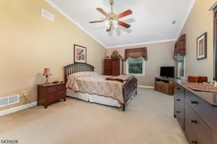 3 Ewing Dr, Raritan Township, NJ 08822 - Photo 18