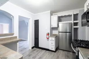 105 Shepard Ave Apt, East Orange, NJ 07018 - Photo 2