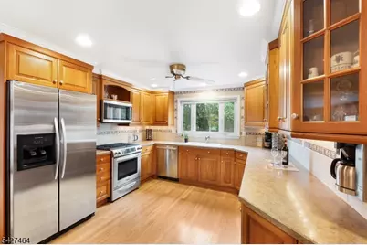30 Hughes Ln, Watchung, NJ 07069 - Photo 6