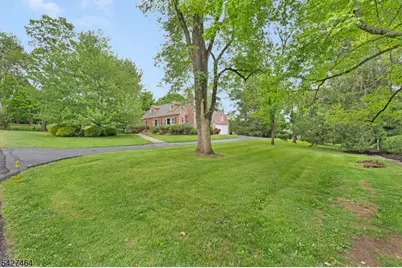30 Hughes Ln, Watchung, NJ 07069 - Photo 18