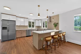 6 Race St, Union Township, NJ 08867 - Photo 4