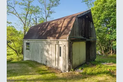 6 Race Street, Union Township, NJ 08867 - Photo 4